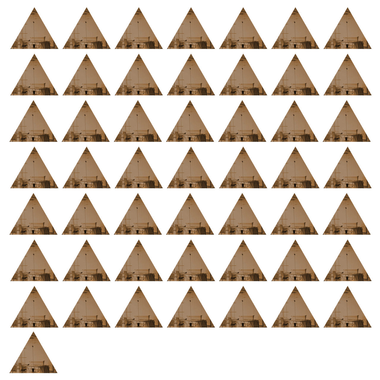 50 Pack Triangle Shaped Mirror Acrylic Pieces for Arts and Crafts